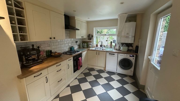 Kitchen Units & Larder Cupboard + Appliances