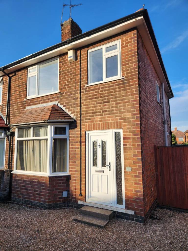 Three-bedroom house in Beeston Rylands