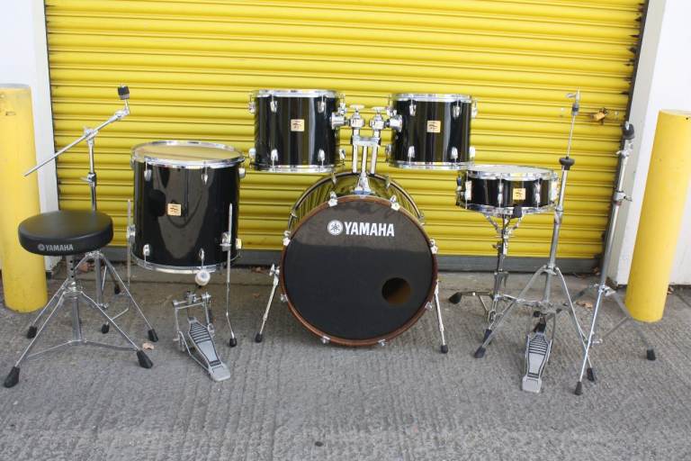 Yamaha DP Series Black 5 Piece Drum Kit ~ Made in Indonesia ~ 22in Bass Drum + All Hardware £425 ono