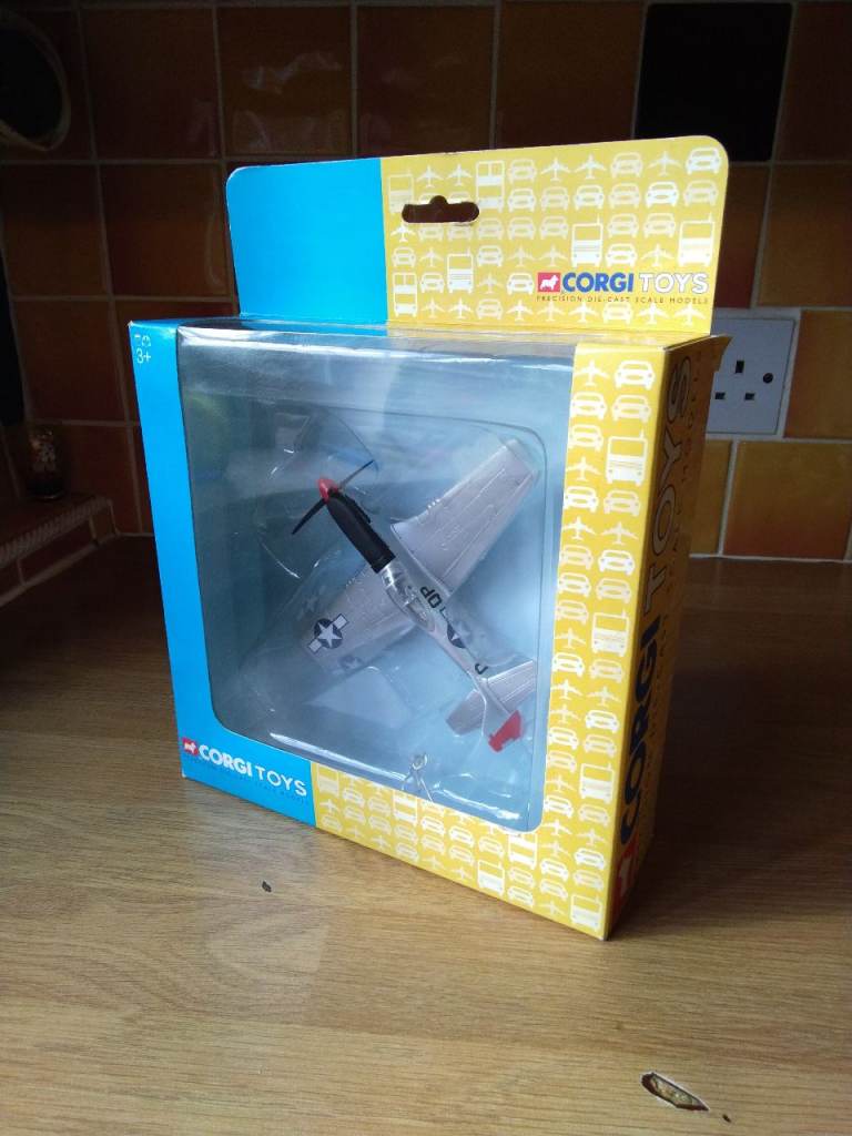 Corgi Toys Precision Die-Cast WW2 Mustang P-51D USAAF Fighter Plane WB99634 Mint & Boxed.