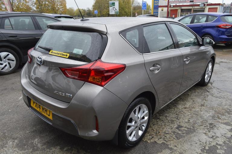 2014 Toyota Auris 1.8 VVTi Hybrid Icon 5dr CVT Auto SAT NAV ULEZ HATCHBACK Petrol/Electric Hybrid...