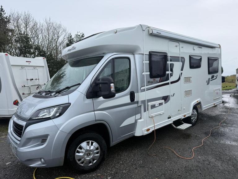 2015 - Elddis Majestic 195 - 2.2ltr - 44,000 Miles - 4 Berth / 4 Belts 