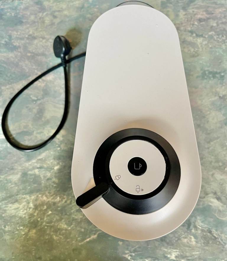 Krups Nespresso Vertuo Pop coffee pod machine XN920 ~ White