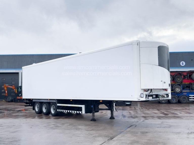 GRAY & ADAMS 4140MM MULTI-TEMP TRI AXLE TRAILER