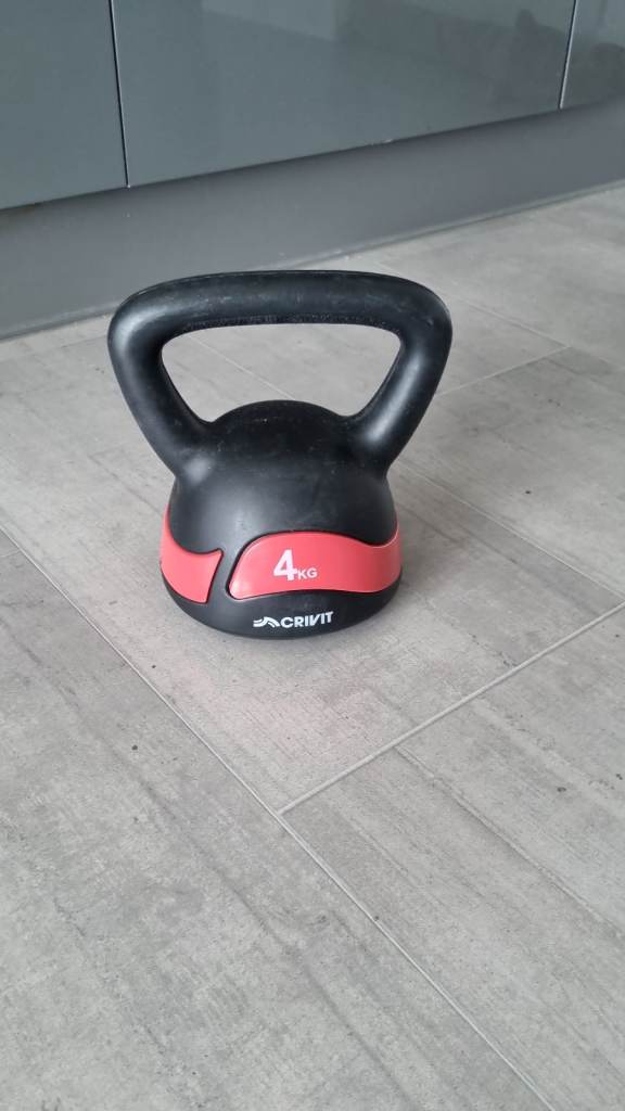 4kg Kettlebell,  mint condition,  smoke and pet free home 