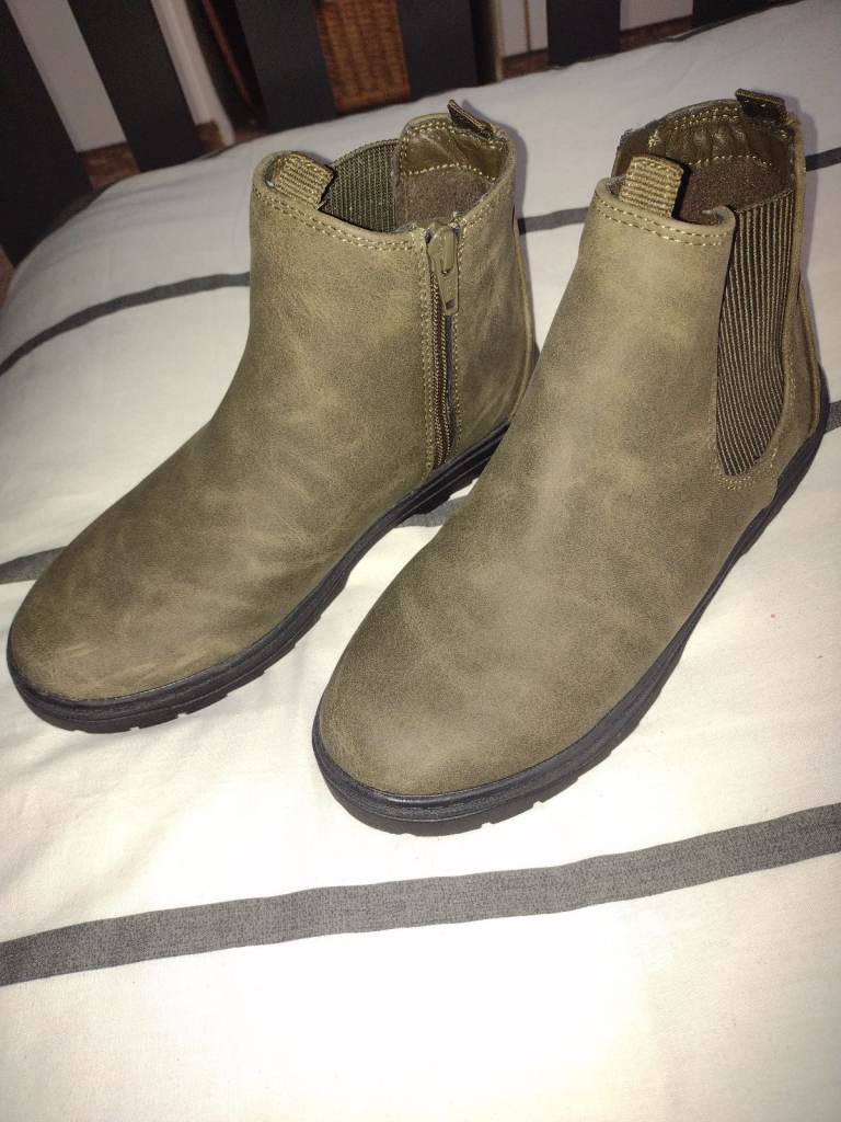 Ladies boots 