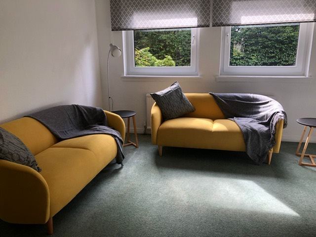 2 bed furnished flat close to Western General 