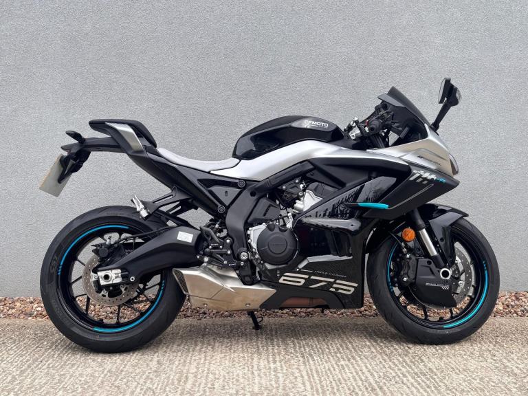 CFMOTO 675 SR-R 350 MILES