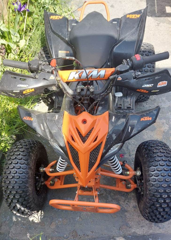 Quad 125cc 4 stroke Automatic With Reverse, Electric Start. Very Solid and fast. 