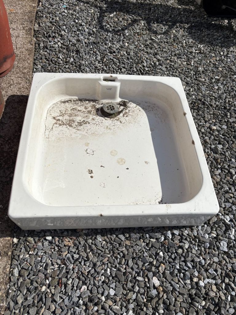 Old Vintage Ceramic Sink 