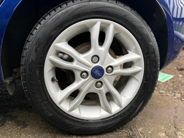 2016 Ford Fiesta 1.0 EcoBoost Zetec 5dr HATCHBACK PETROL Manual