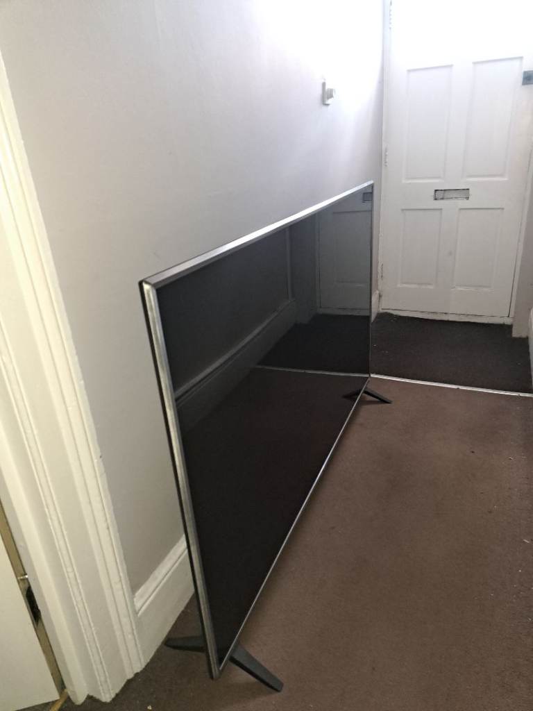 Flat Screen TV – Good Condition