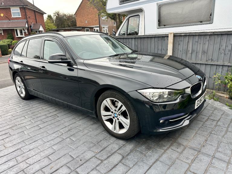 BMW 318i Sport Touring Auto – 2017  Automatic 1.5 Petrol Turbo 