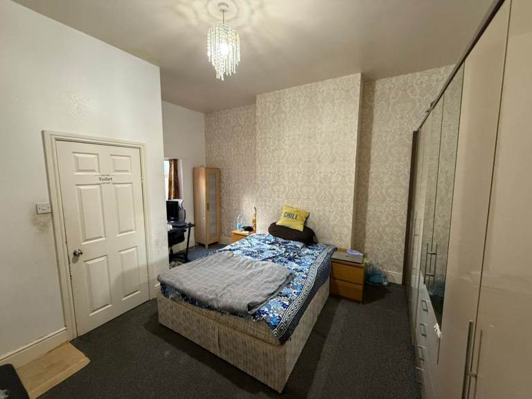 Rooms For Rent