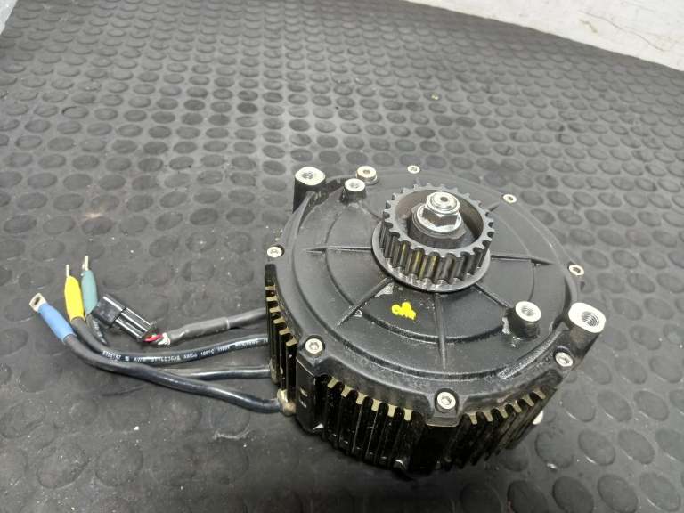 Surron Motorcycle Ev/Hybrid Electric Motor 1950-2034 Sur11100yq2a0201