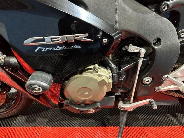 2009 09 HONDA CBR1000RR FIREBLADE FINANCE SPECIALISTS APPLY NOW
