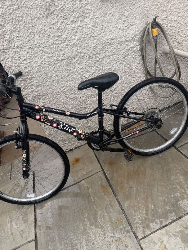 Kinx Poppy Kids Bike with Floral Design