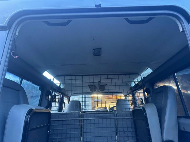 2000 Land Rover Defender Hard Top Td5 PANEL VAN DIESEL Manual