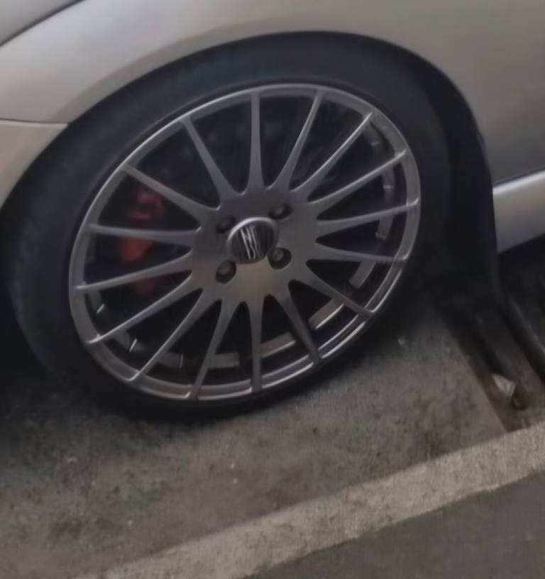 Oz racing wheels 18inch 