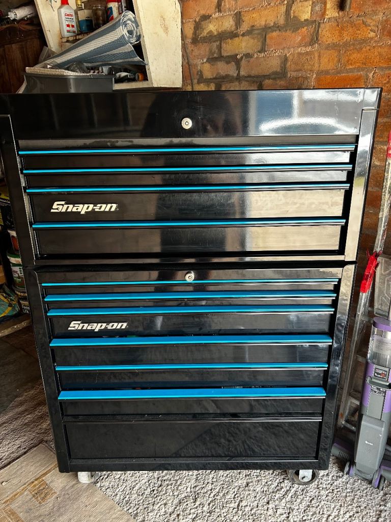 Snap-on Black Tool Box Stack (Seven & Four Drawer) – Good Condition