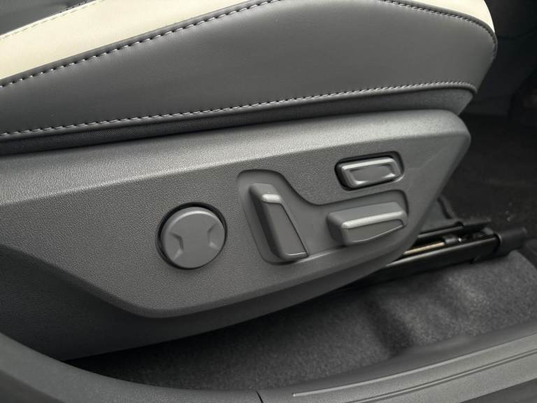 2025 Kia EV3 148kW GT-Line S 81.4kWh 5dr Auto ESTATE ELECTRIC Automatic