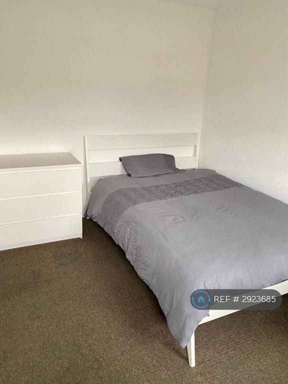 1 bedroom in Stanley Wooster Way, Colchester, CO4 (#2923685)