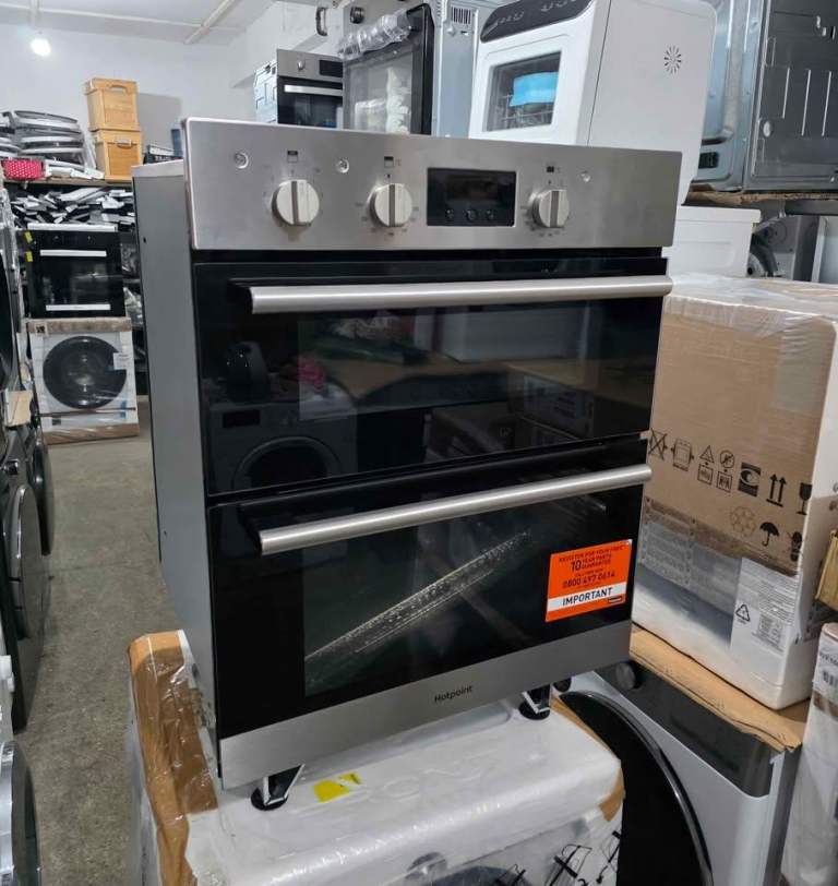 Hotpoint Built‐Under Double Oven - Free local delivery