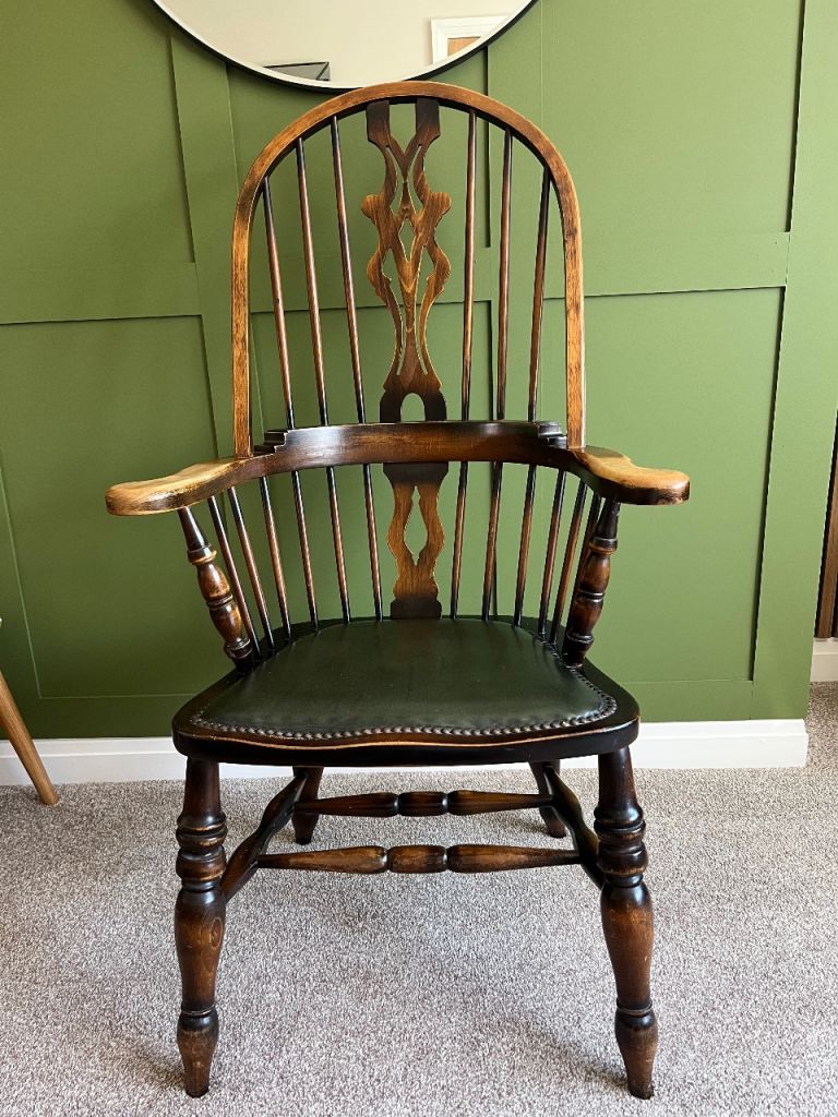 High back spindled chair