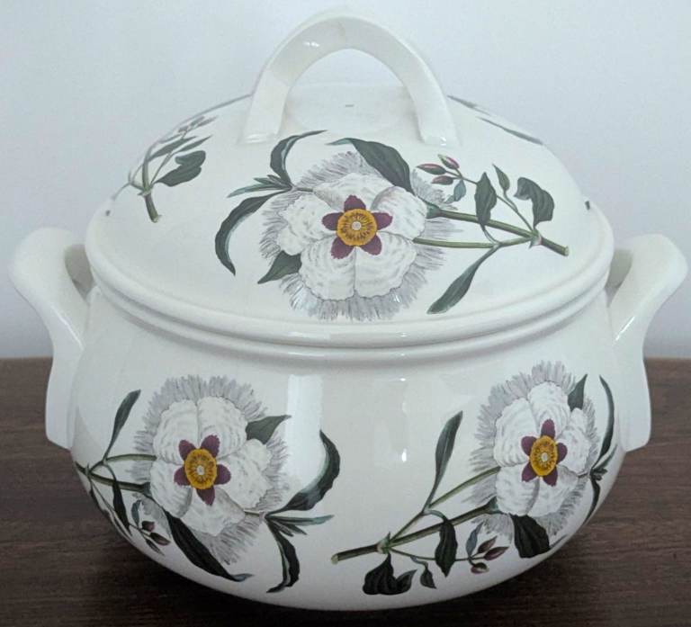 1972 VINTAGE PORTMEIRION BOTANIC GARDEN LIDDED CASSEROLE DISH SPANISH GUM CISTUS 4PT/2.3L