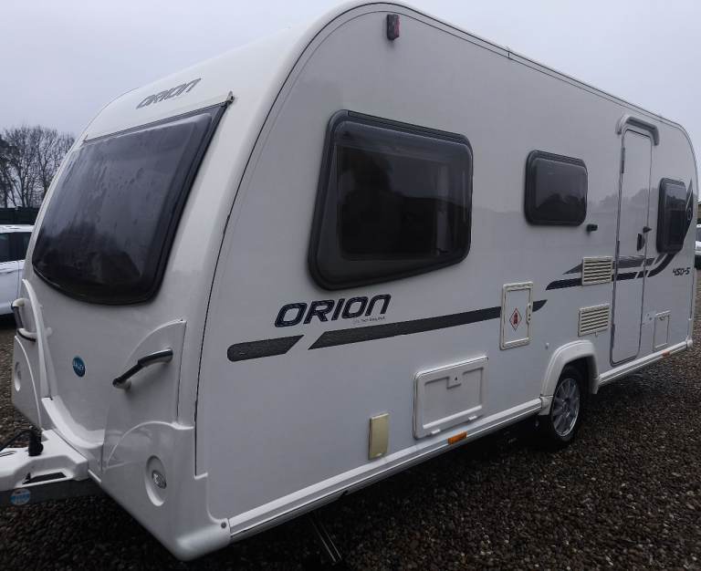 2012 450/5 Bailey Orion 5 Berth Lightweight Caravan – Triple Bunk Beds, Awning & Motor Mover