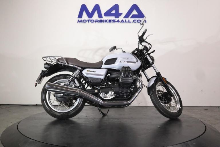 MOTO GUZZI V7 IV SPECIAL 2021