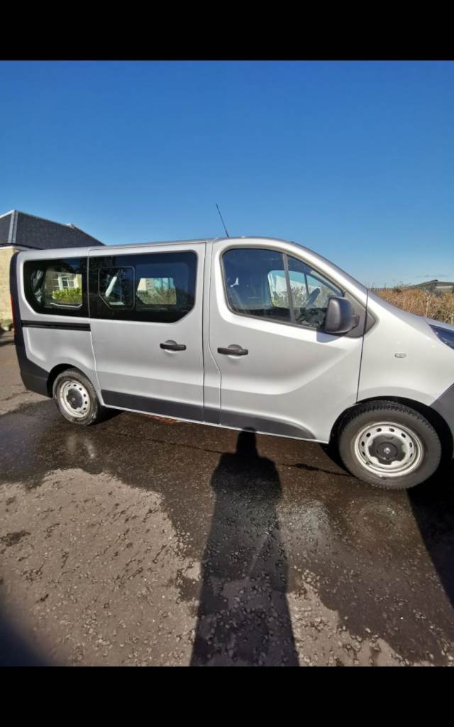 Vivaro Camper /DAY VAN 2018 ,ONLY 25,000 MILES, NO VAT,ULEZ FREE, EURO 6 ENGINE. 