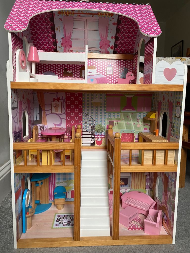 Doll house 