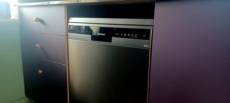 Dishwasher Freestanding Siemens IQ500 almost new