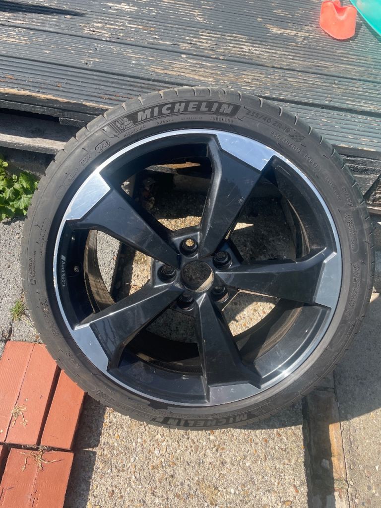 Audi 19 inch wheel 