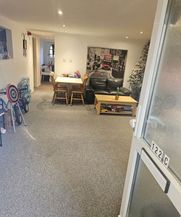 1 bedroom basement garden flat