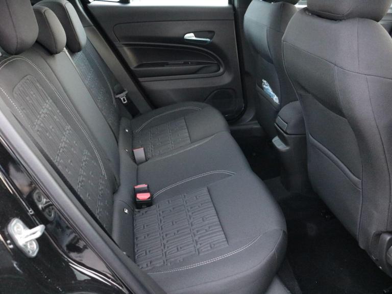 2025 Fiat 600 1.2 Hybrid 48V 136 5dr eDCT-6 HATCHBACK PETROL Automatic