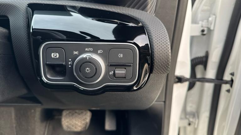 2024 Mercedes-Benz CLA 200 Sport Executive 4dr Tip Auto Petrol Saloon Saloon Petrol Automatic