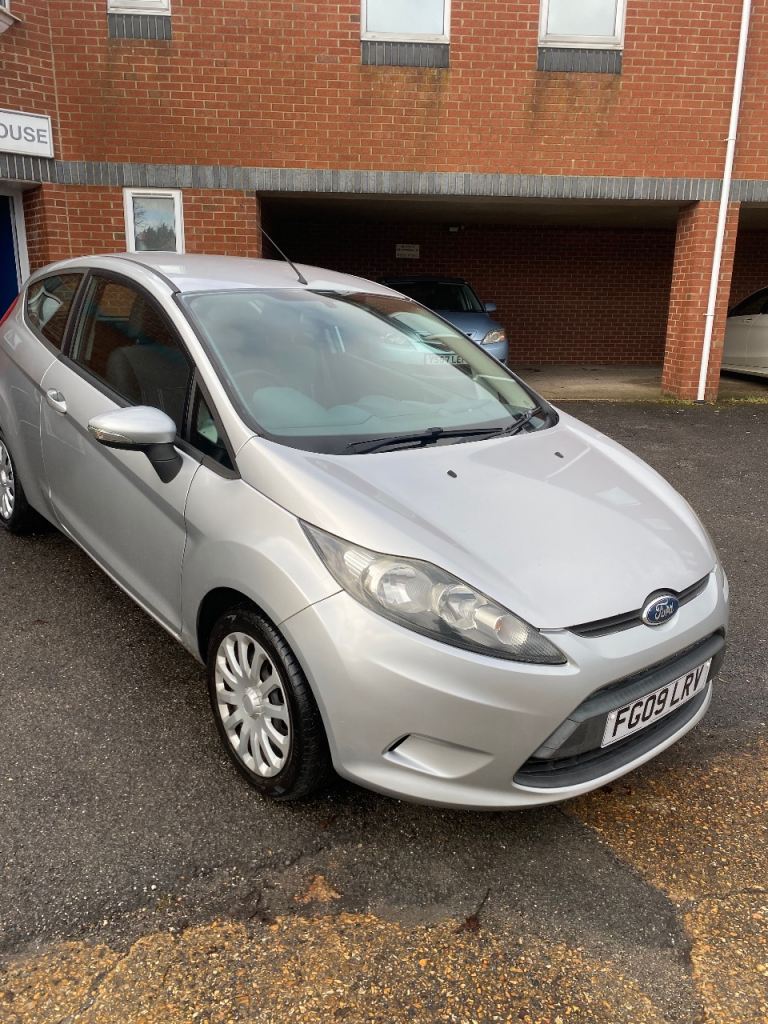 Ford, FIESTA, Style Plus 1.2 Hatchback, 2009, Manual, 1242 (cc), 3 doors