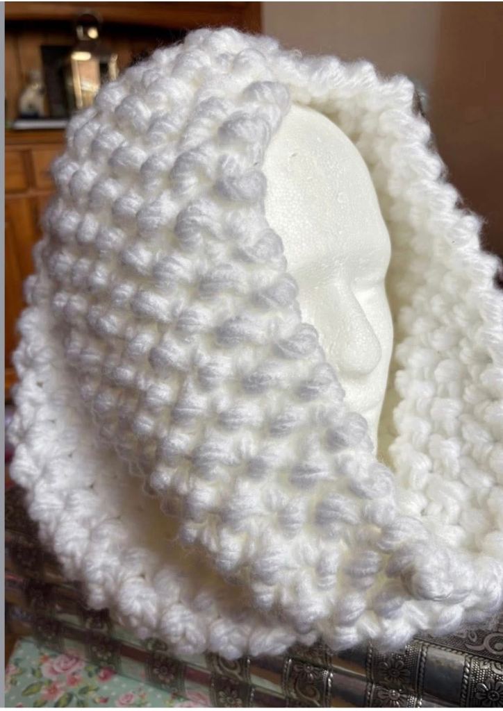 Hand Knitted Chunky White Soft Wool Adult Cowl Decorative Handmade with Love Button Gift Wrapped. 