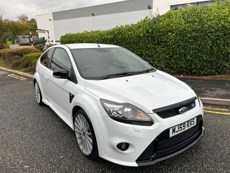 2009 Ford Focus 2.5 RS Hatchback 3dr Petrol Manual (225 g/km, 301 bhp)-3 Former Keepers-Sup Hatch...