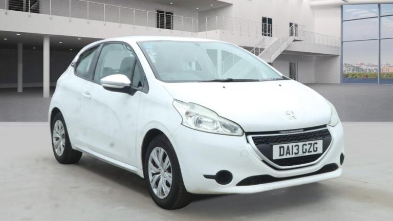 PEUGEOT 208 1.0 VTi Access+ 2013