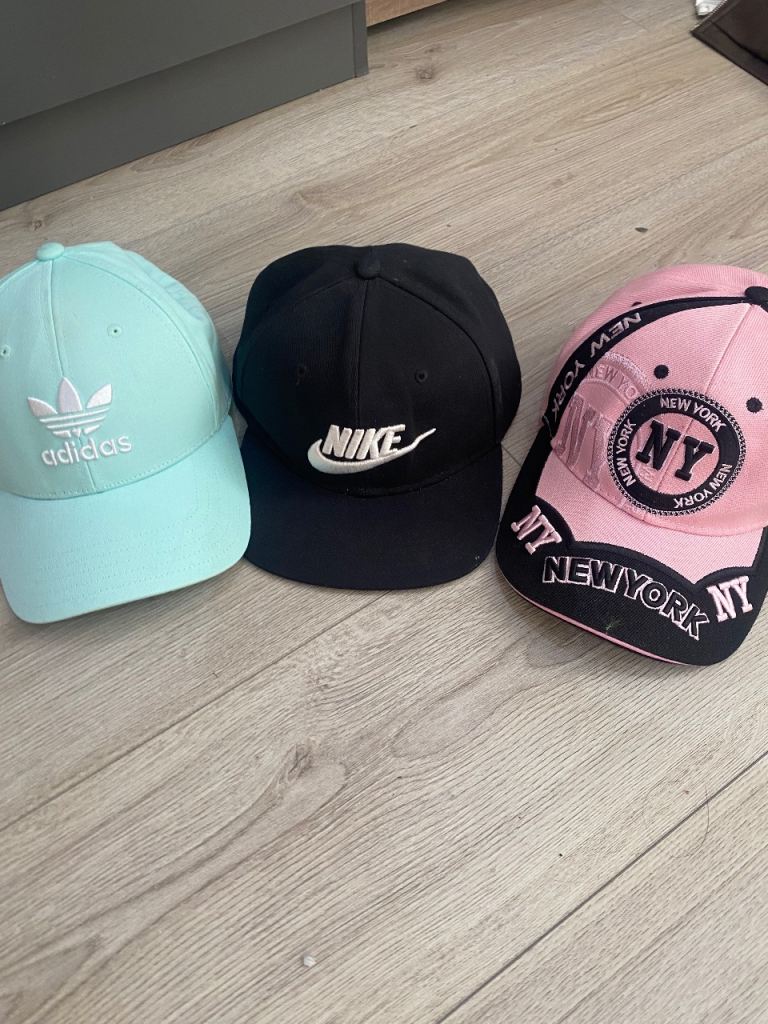 Caps 