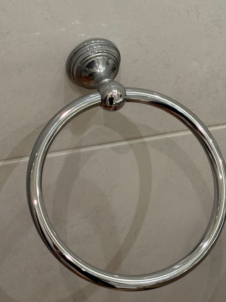 Chrome bathroom fittings for sale 