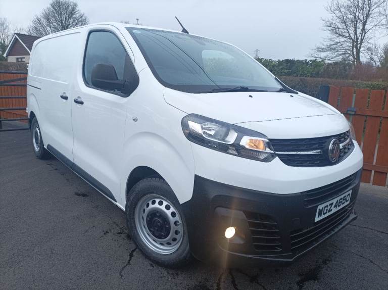 2022 VAUXHALL VIVARO DYNAMIC 120BHP *FULL YEAR PSV* NO VAT!