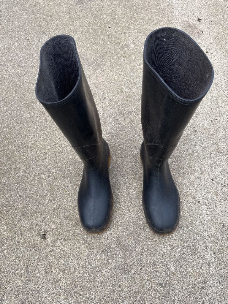Men’s wellington boots size 9 