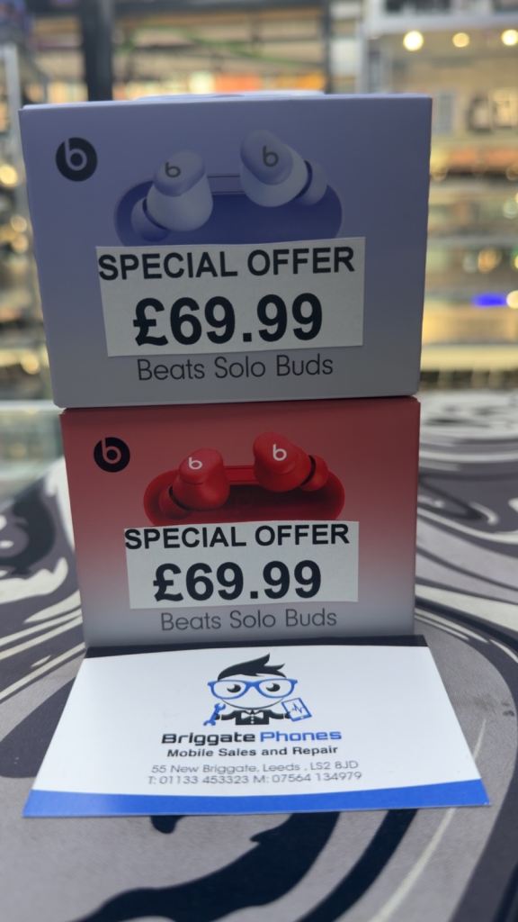 Beats Solo Buds – New, Blue and Red Available