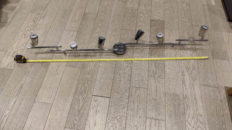 1.4m 6 Way adjustable spotlight bar