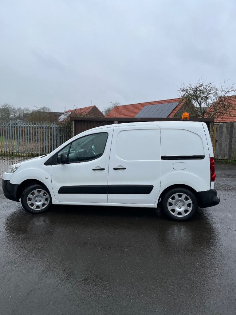 Peugeot, PARTNER, Panel Van, 2010, Manual, 1560 (cc)