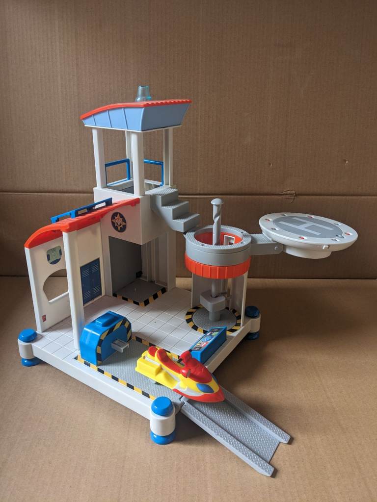 Fireman Sam station, sea rescue centre and training tower sets